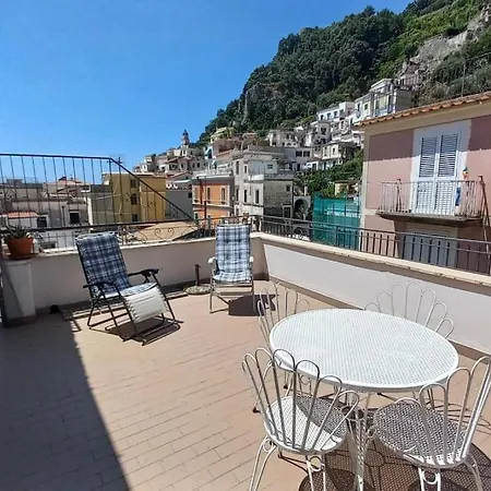 Summer Time Apartment